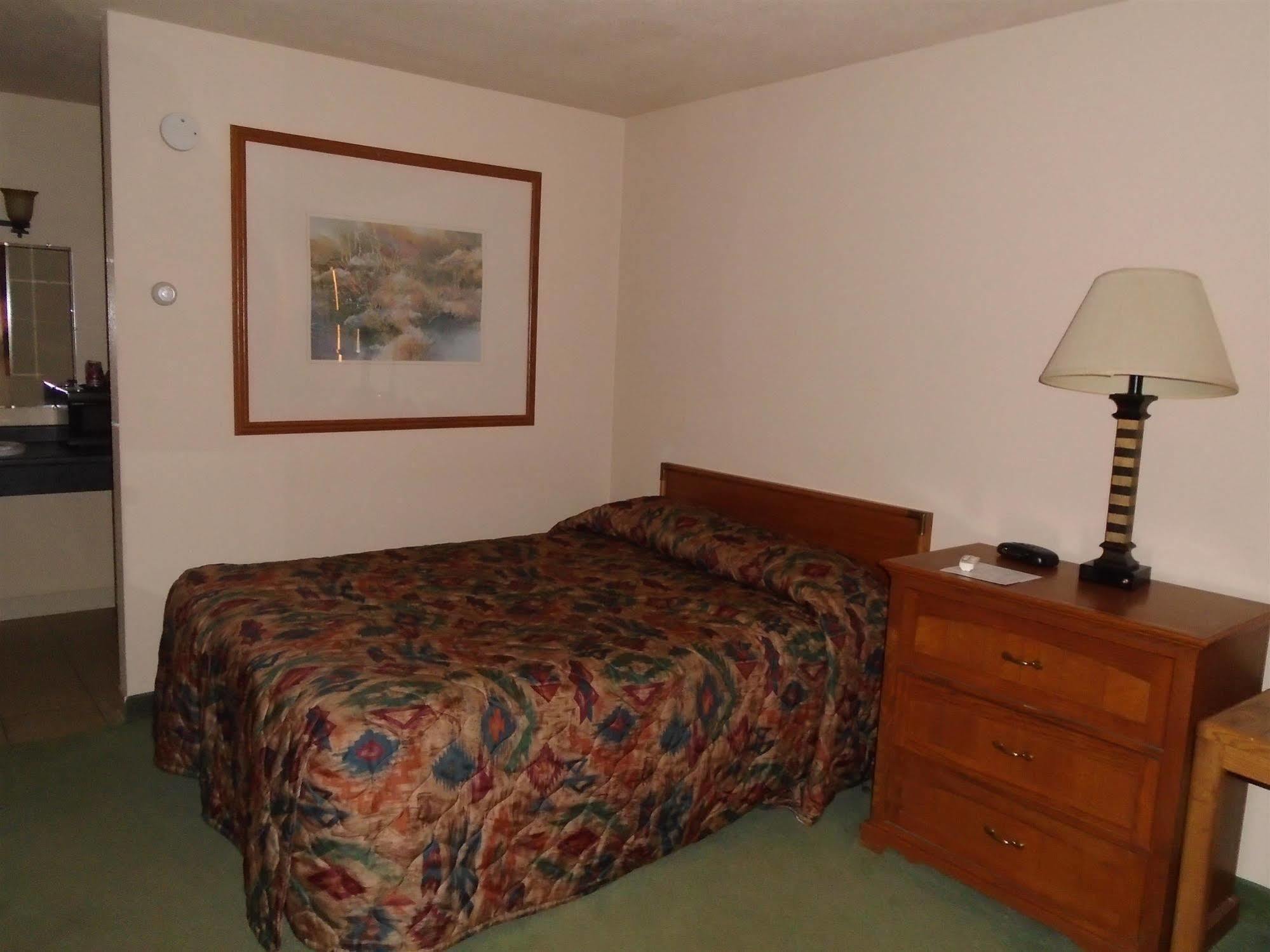 Arrowhead Inn New Salem Eksteriør billede